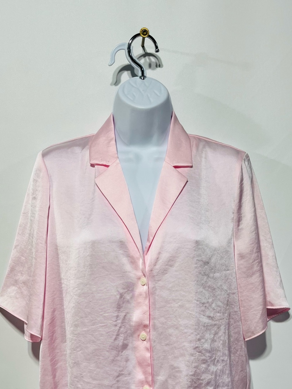 Wilfred Beso Satin Shirt from Aritzia Villia Pink Size Small NWT - Picture 4 of 9